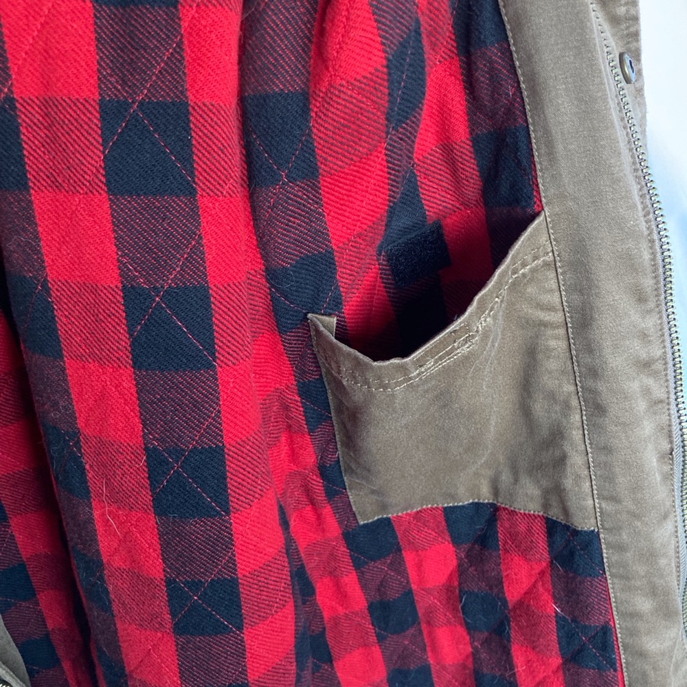 Legendary White Tails,Hunting Outfitters,”Tough as Buck” Chore Coat, Men’s Med. - Picture 8 of 16